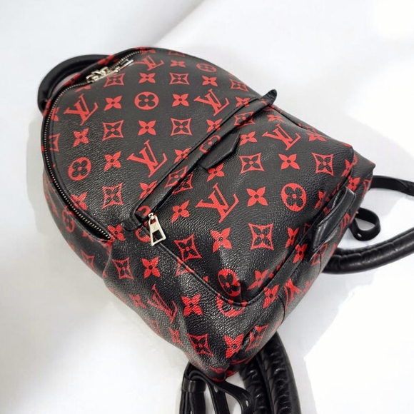 ✨️Authentic Louis Vuitton Infrarouge PM Palm Springs Red Monogram Backpack - Picture 5 of 16